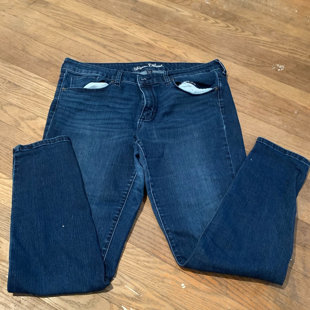 Target Universal Threads Jeans